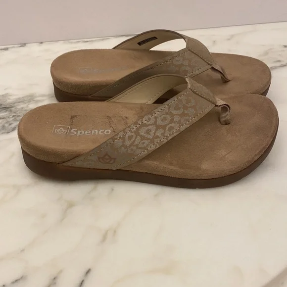 Spenco Women’s Newport Cheetah tan Sandals 5.5d - Picture 2 of 5